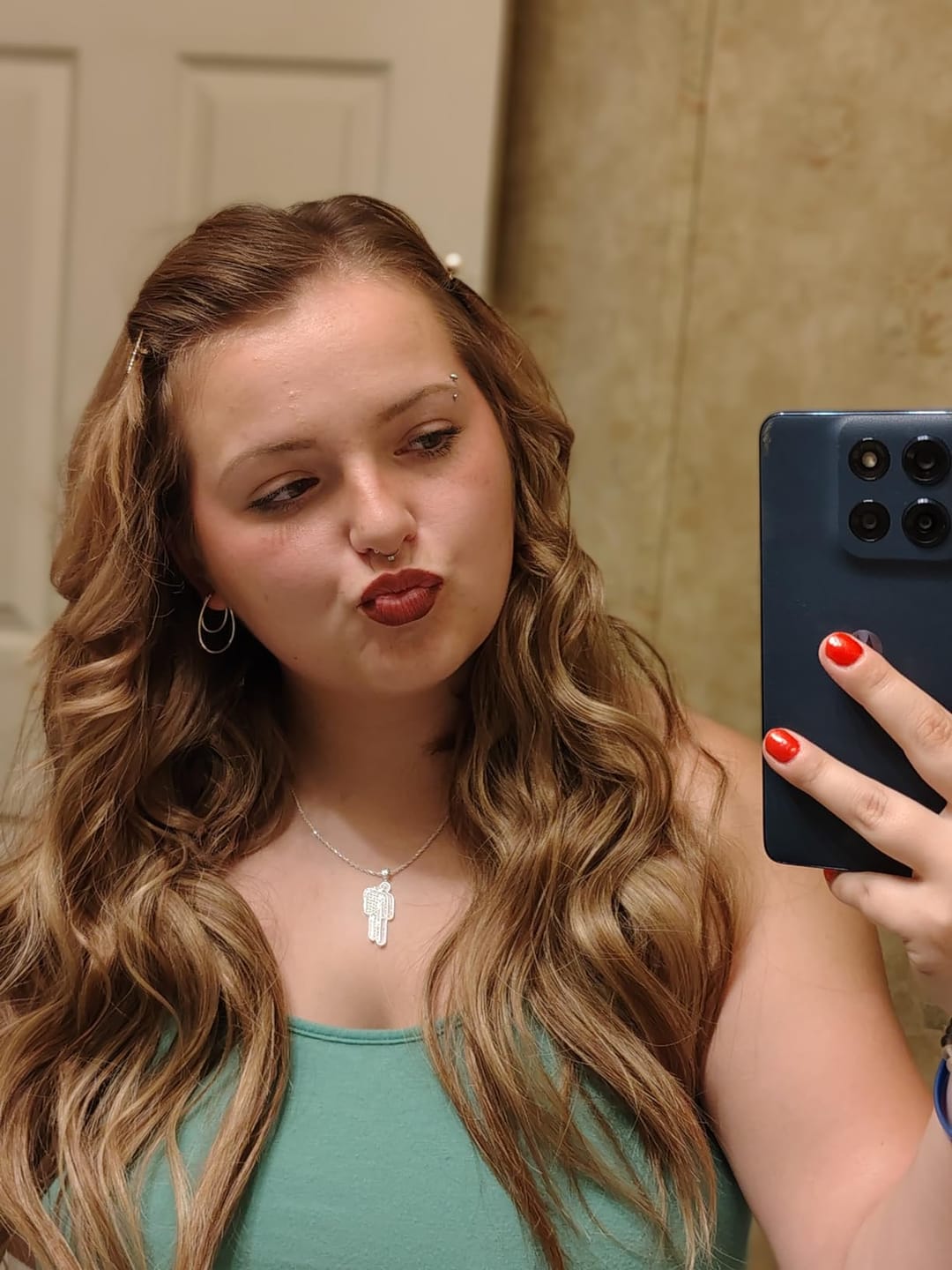Customer photo review of Virgin Flat Silk Weft Hair Extensions Balayage Brown #4/27/4