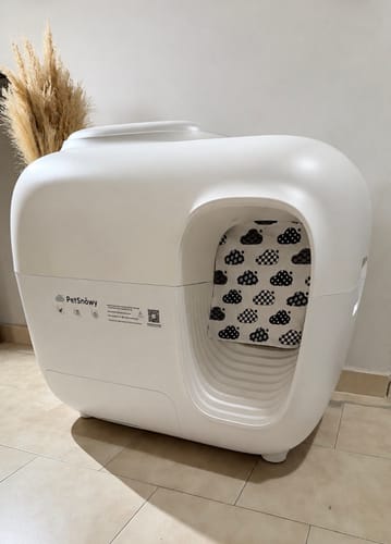 Customer photo review of Self-Cleaning Litter Box