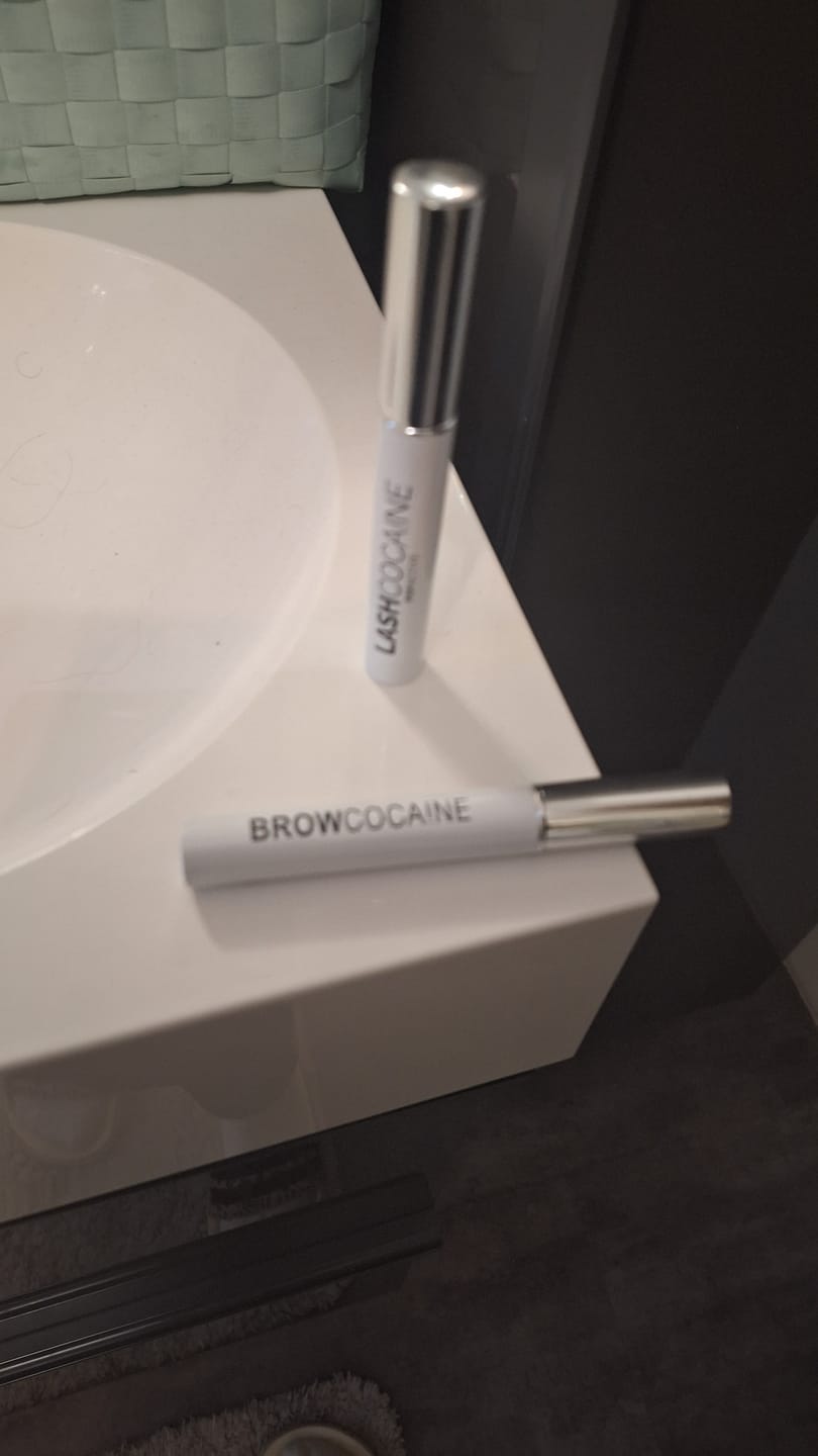 Customer photo review of LASHCOCA!NE PEPActive - Wimpernserum