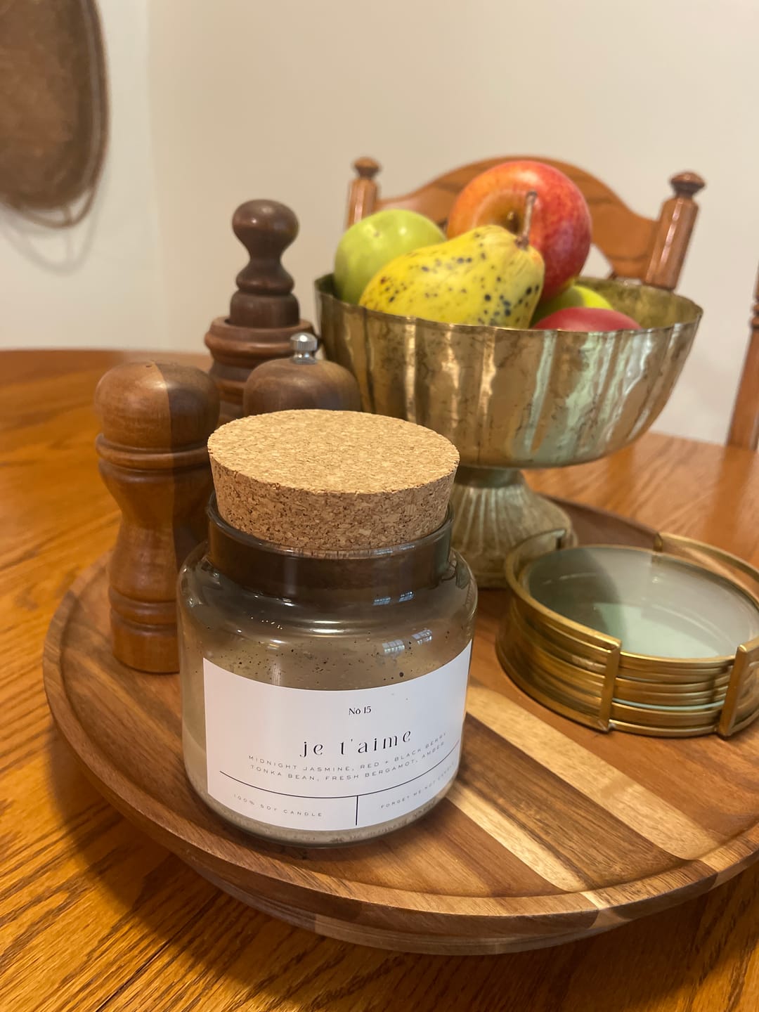 Customer photo review of Je T'aime 22 oz Glass Candle