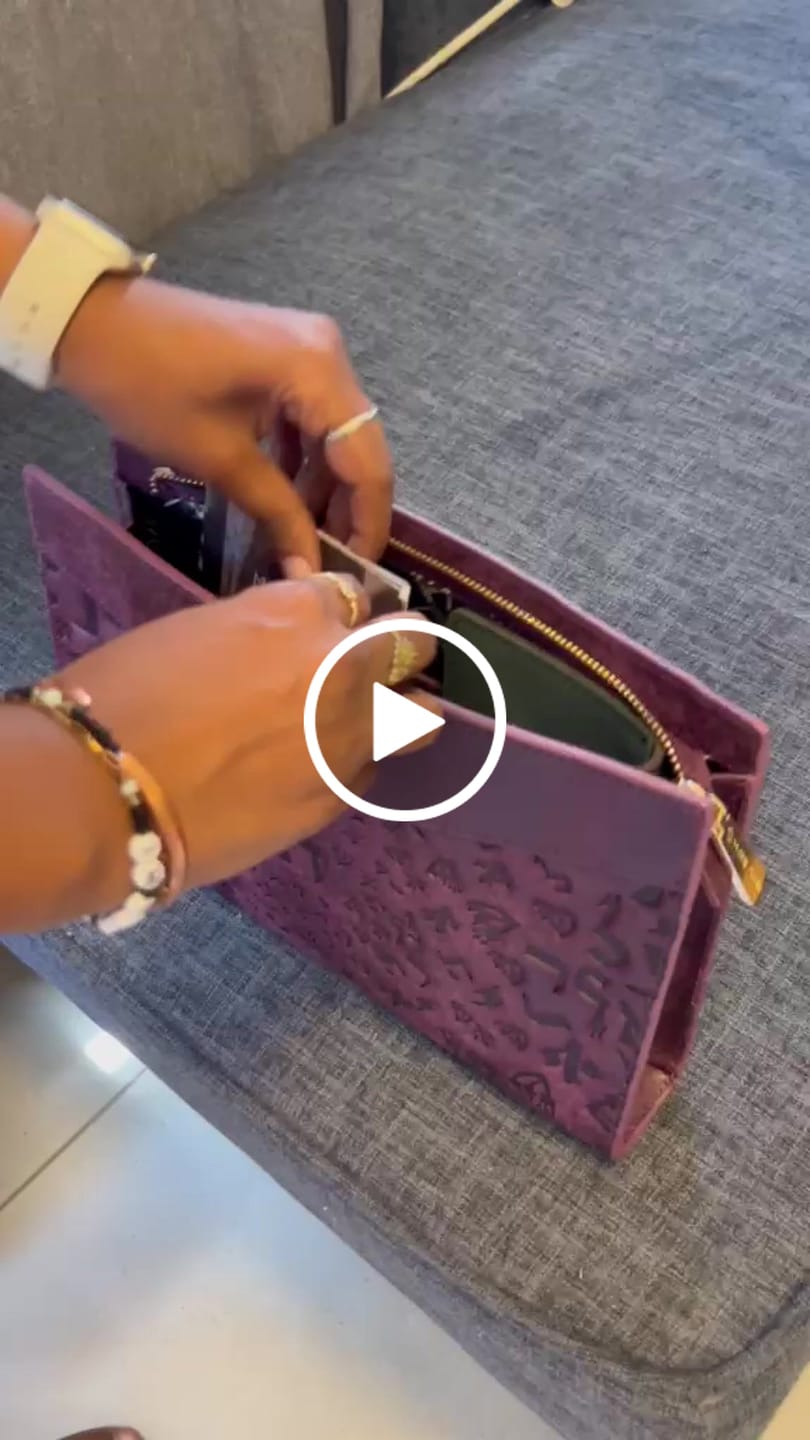 Customer video review of Ladies Leather Clutch – Israel Letters Burgundy