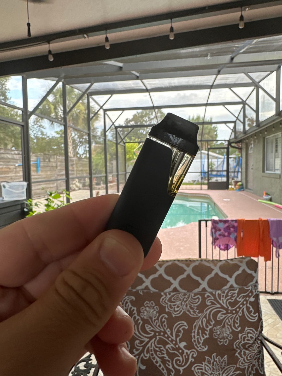 Customer photo review of PUR VYB - 2G THCa Live Resin - Wedding Cake (Hybrid)
