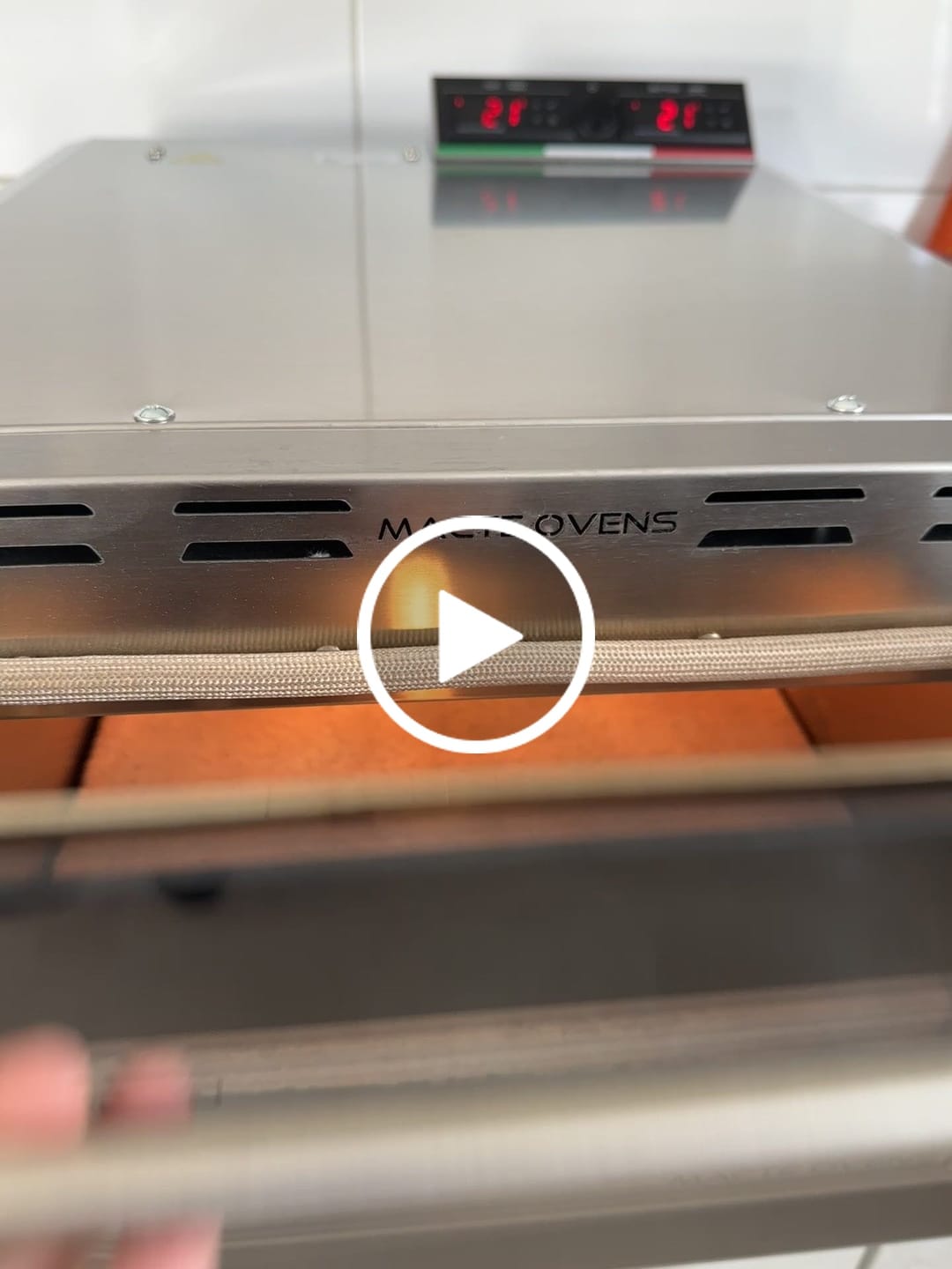 Customer video review of Macte Ovens Nettuno ADVANCED | Forno pizza elettrico