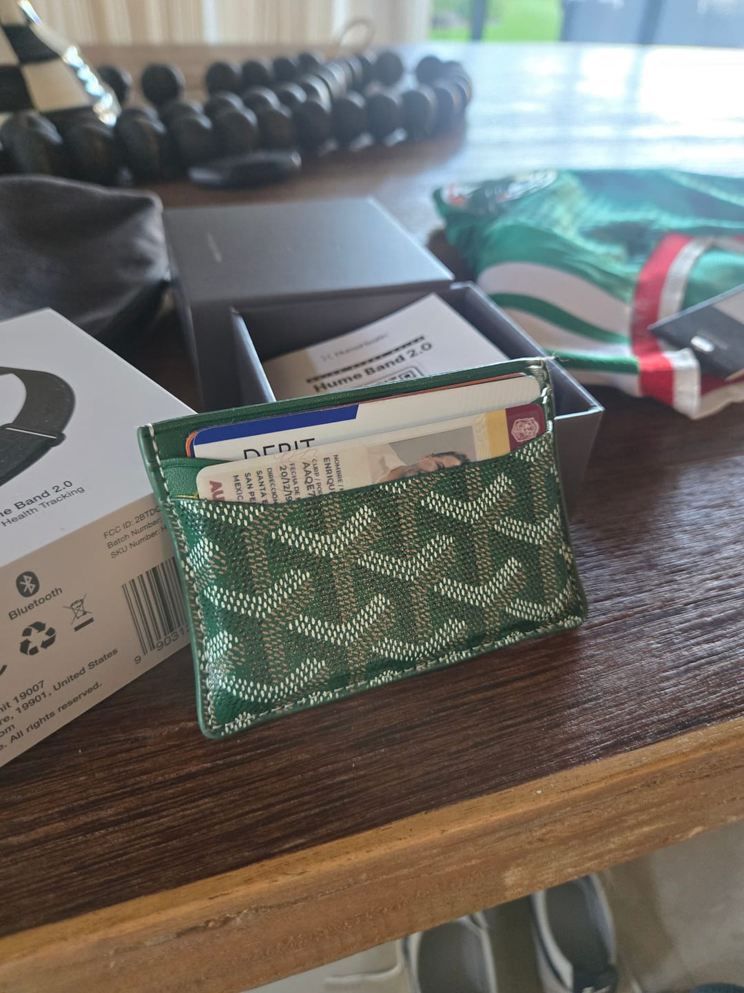 Customer photo review of Tarjetero ClasicGreen