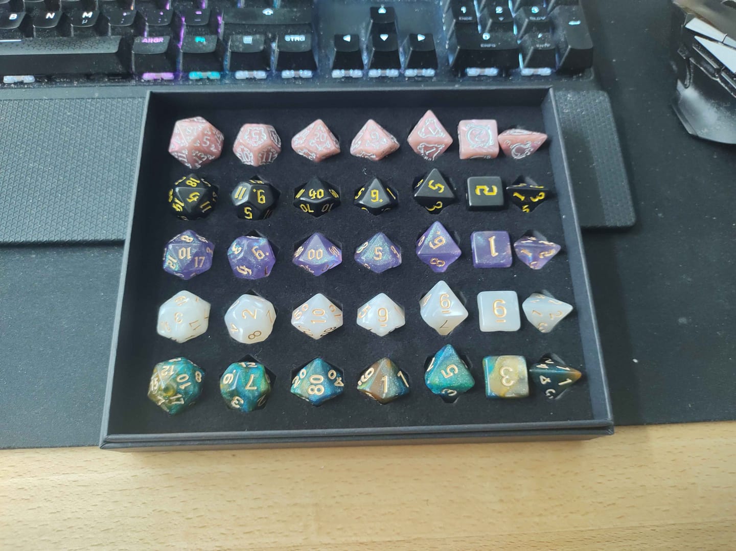 Customer photo review of Mystery Packs (Acryl, Resin, Metall)
