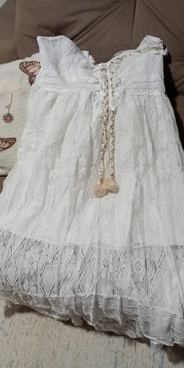Customer photo review of Esra Sleeveless Lace V-Neck Maxi Dress