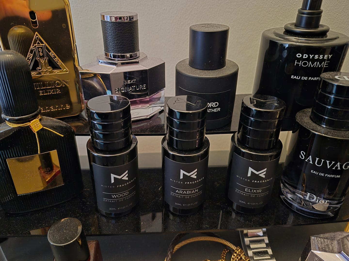 Customer photo review of Wood