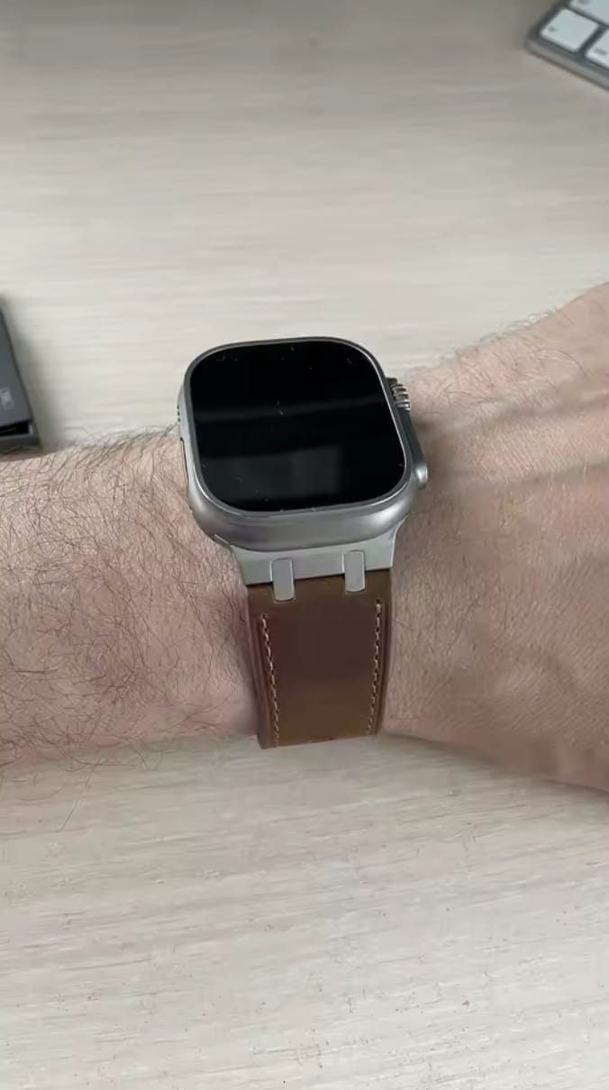 Customer photo review of Cowhide Leather Band for Apple Watch