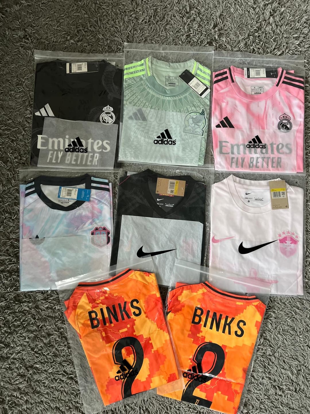 Customer photo review of Maillot Real Madrid Concept Rose & Blanc 2025