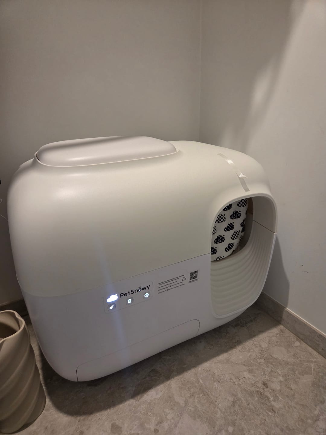 Customer photo review of Self-Cleaning Litter Box