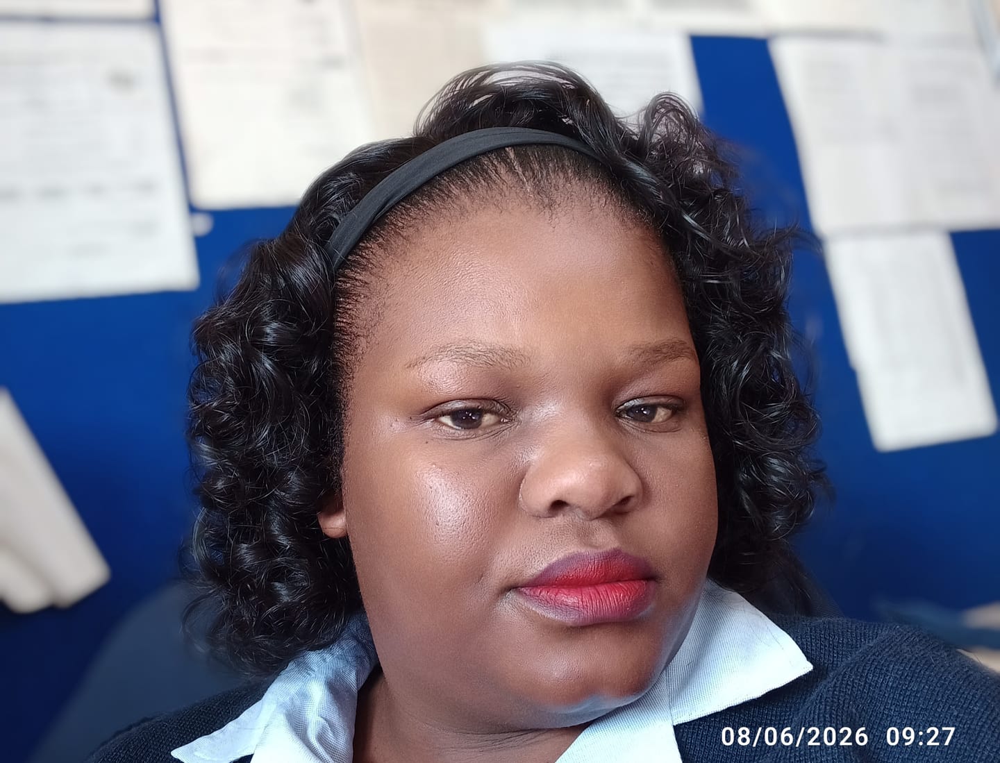 Customer photo review of 14" Vogue Headband Wig