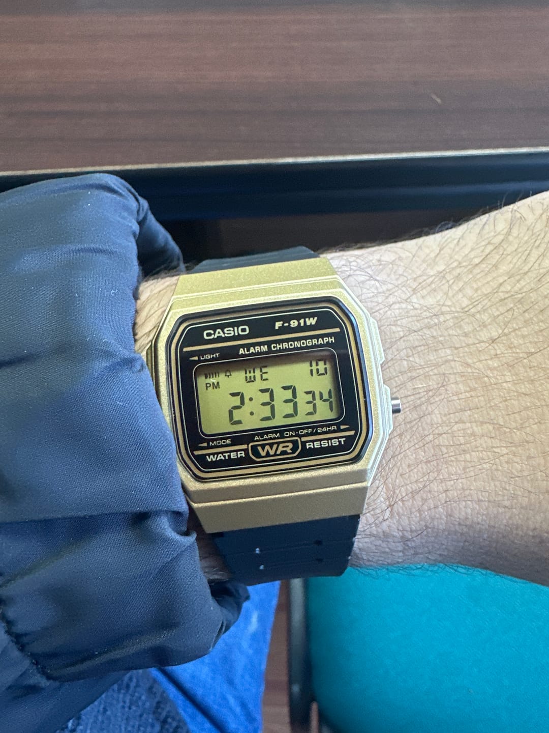 Customer photo review of Reloj Casio Vintage F-91WM-9ADF Dorado/Negro