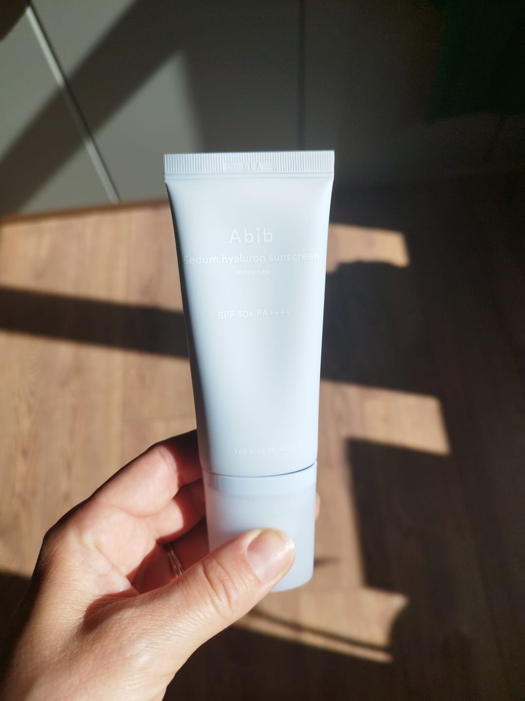 Customer photo review of Mitrinošs saules aizsargkrēms Abib Sedum Hyaluron Sunscreen Watery Tube