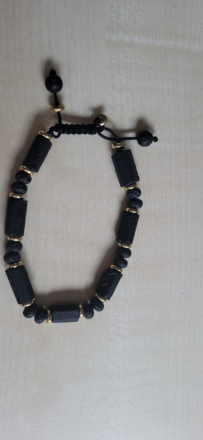 Customer photo review of Turmalin Armband - Natursteine