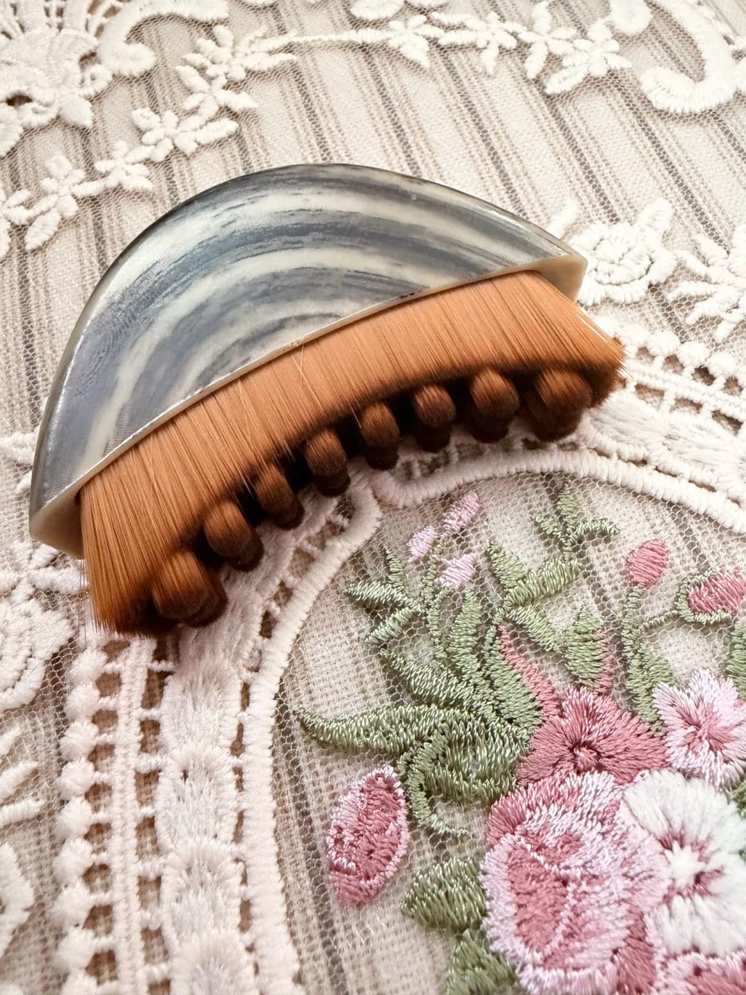 Customer photo review of Numa Brush