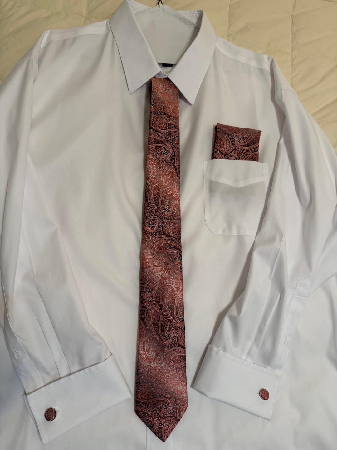 Customer photo review of Barry. Wang Rose Gold Tie Mens Paisley Silk Necktie Hanky Cufflinks Set for Wedding