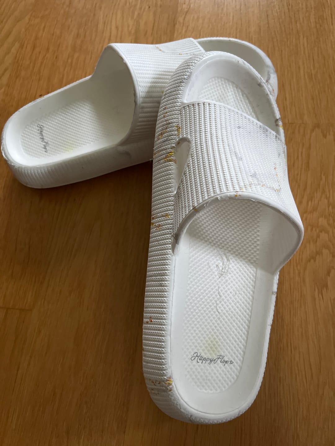 Customer photo review of HappyFlops Limited Editions