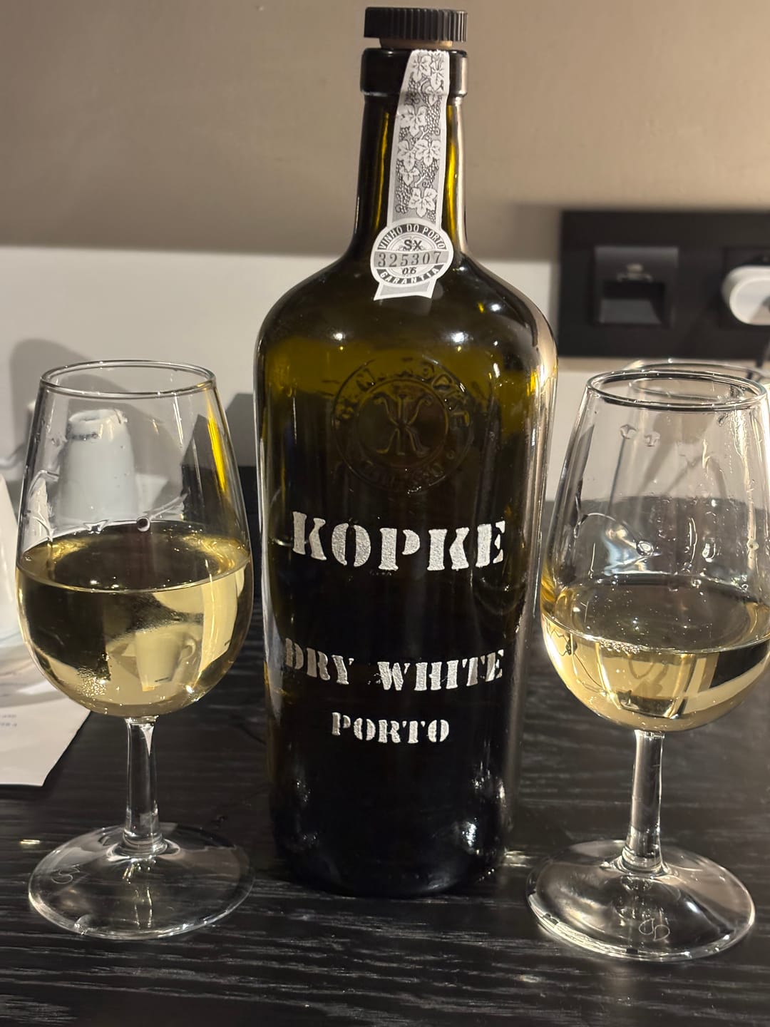 Customer photo review of Dry White Port