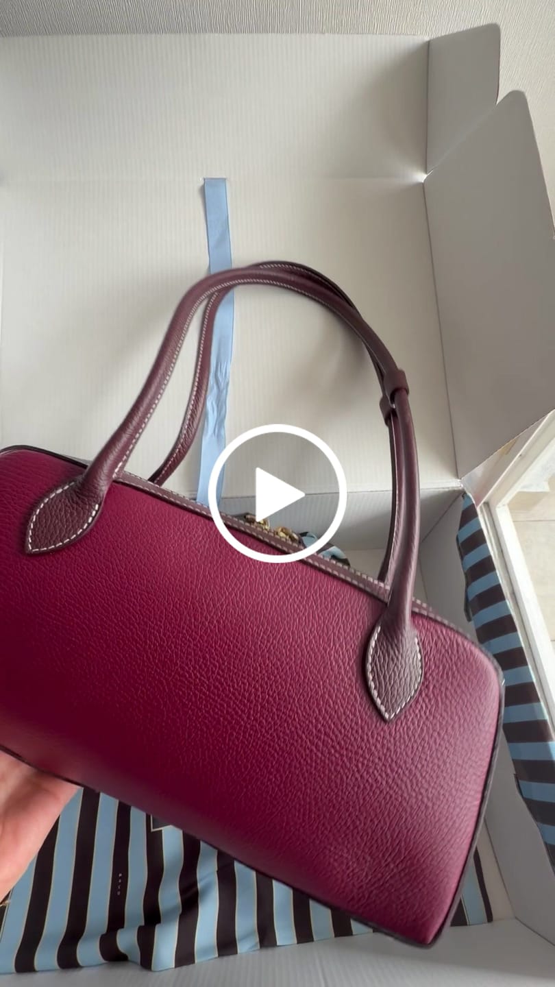 Customer video review of Cartera Baguette Burdeo
