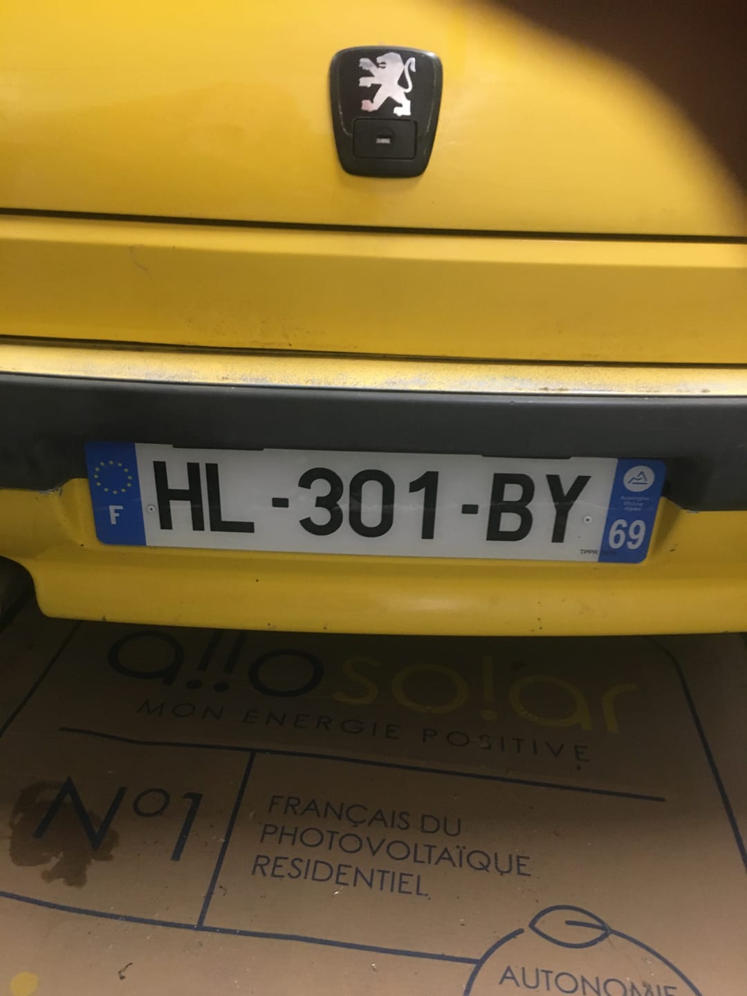 Customer photo review of Plaque auto plexiglass homologuée
