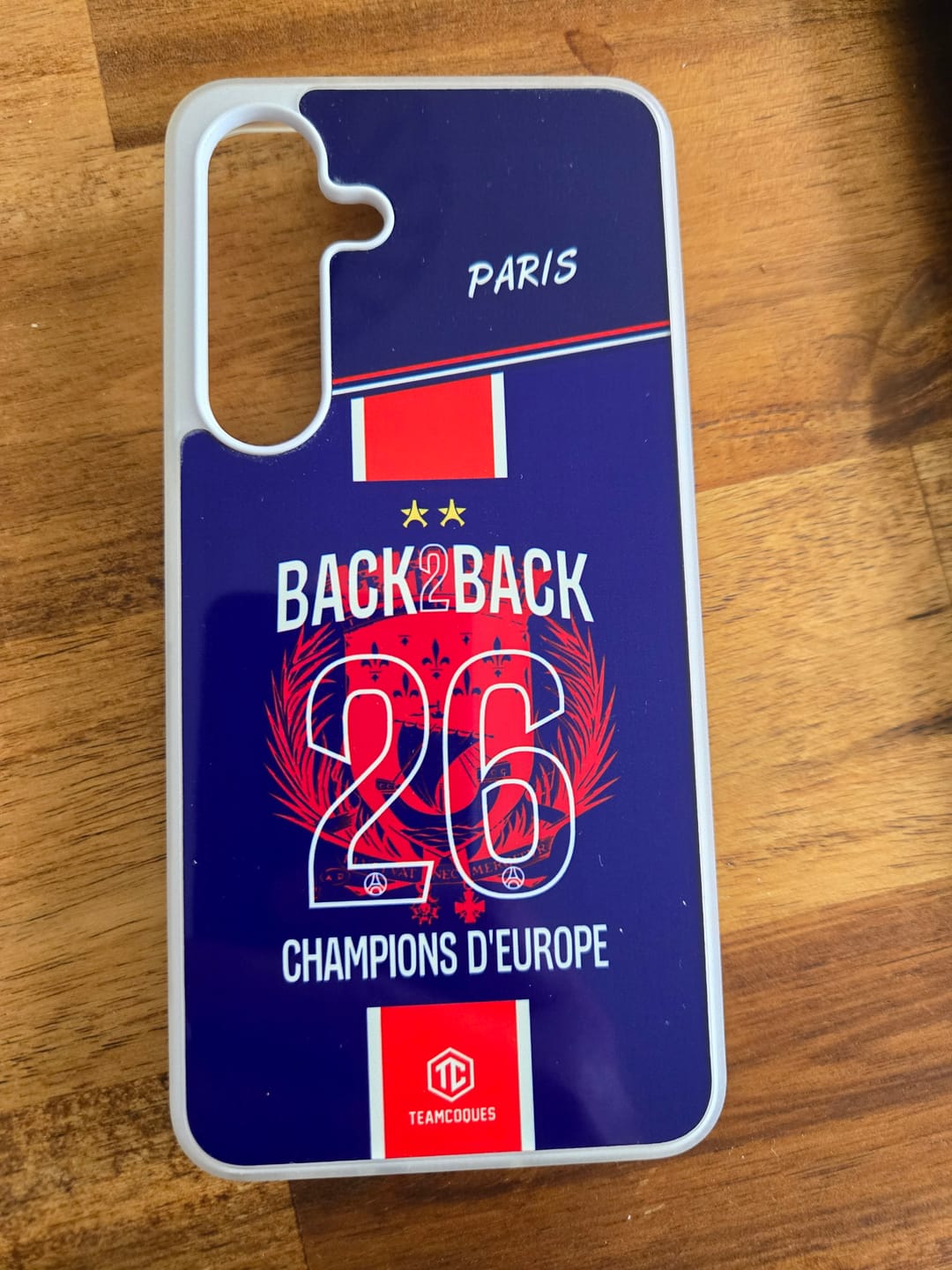 Customer photo review of Coque foot PARIS SG COLLECTOR 2026 - CHAMPIONS D'EUROPE - MAILLOT 2 ÉTOILES - CHAMPIONS LEAGUE BACK TO BACK BACK2BACK - TEAMCOQUES
