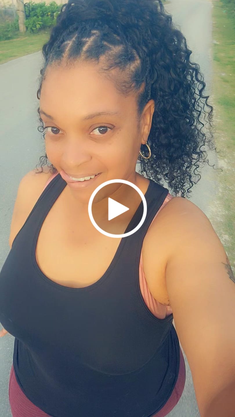 Customer video review of Wet and Wavy Human Crochet Hair
