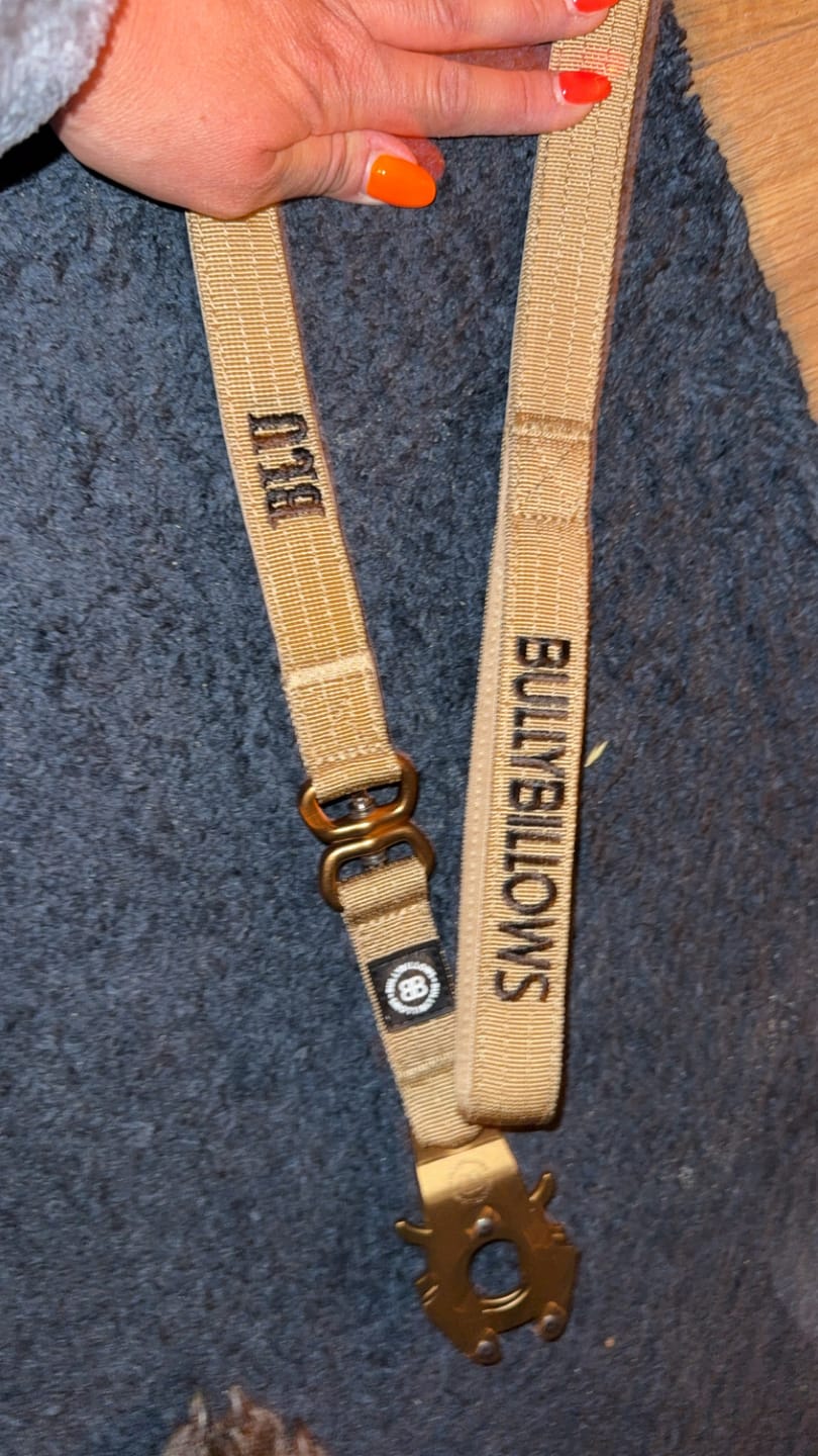Customer photo review of 1.4m Lighter Swivel Combat Lead | Anti-Tangle & Secure Clip - Tan x Tan