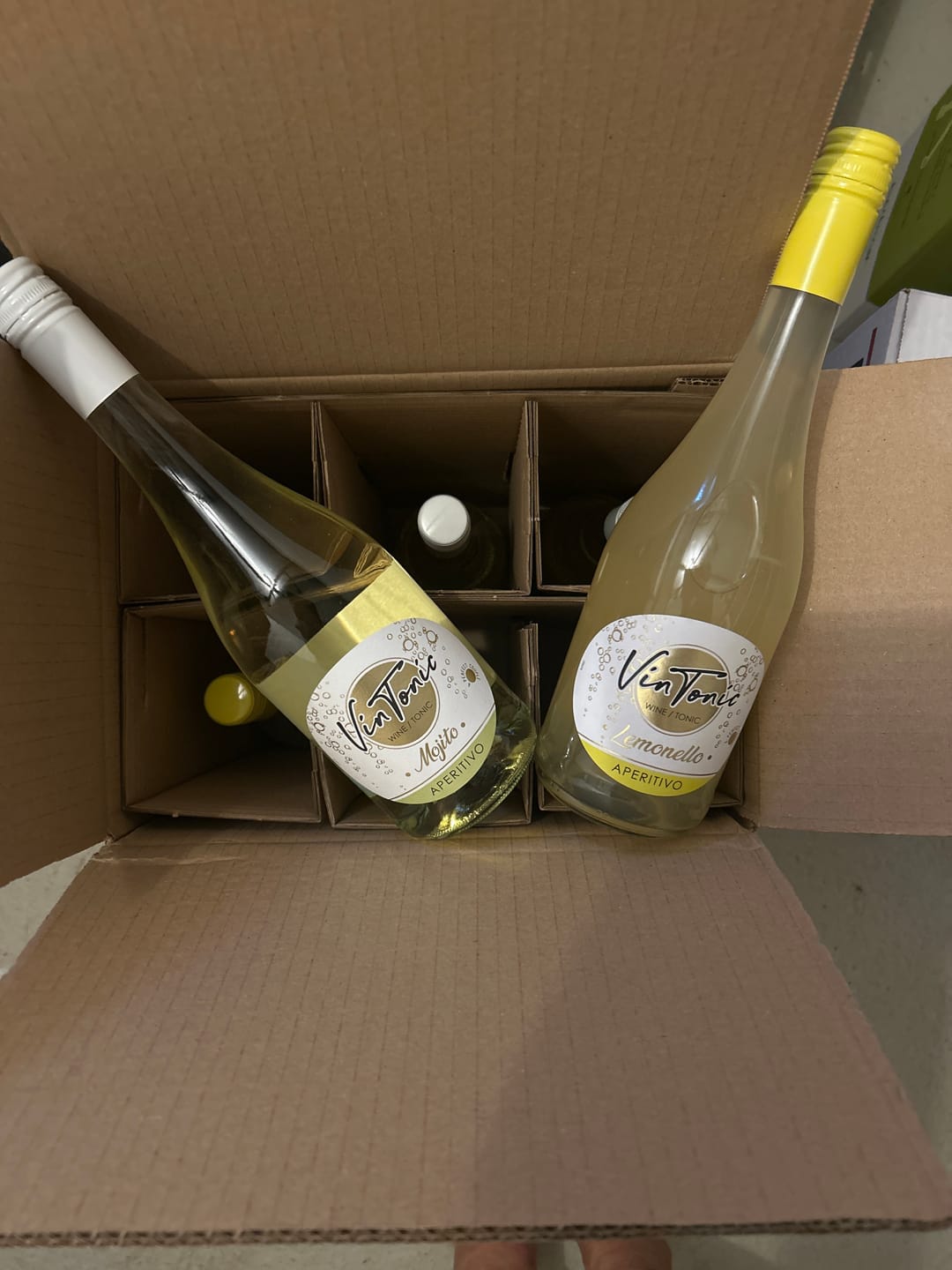Customer photo review of NEU: VinTonic Mix 3x Mojito + 3x Lemonello