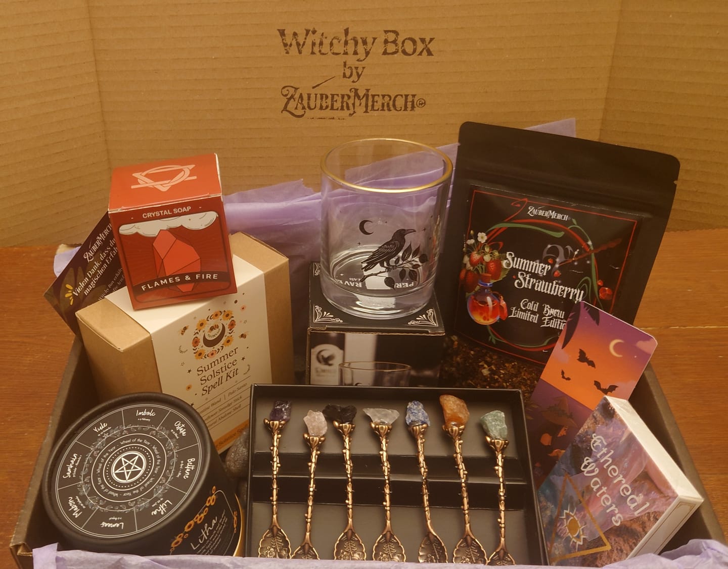 Customer photo review of Witchy Box Juni (Monatlich wechselnd & limtiert)