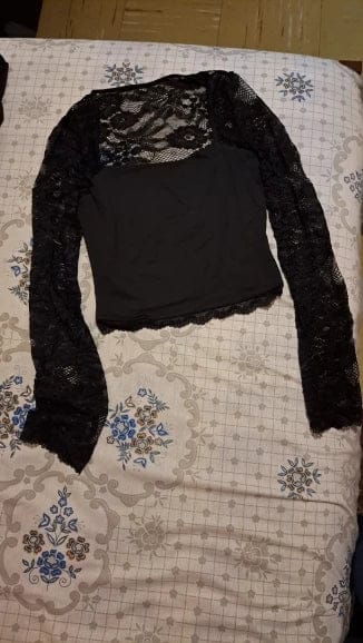 Customer photo review of Nayeli Floral Lace Crop Top