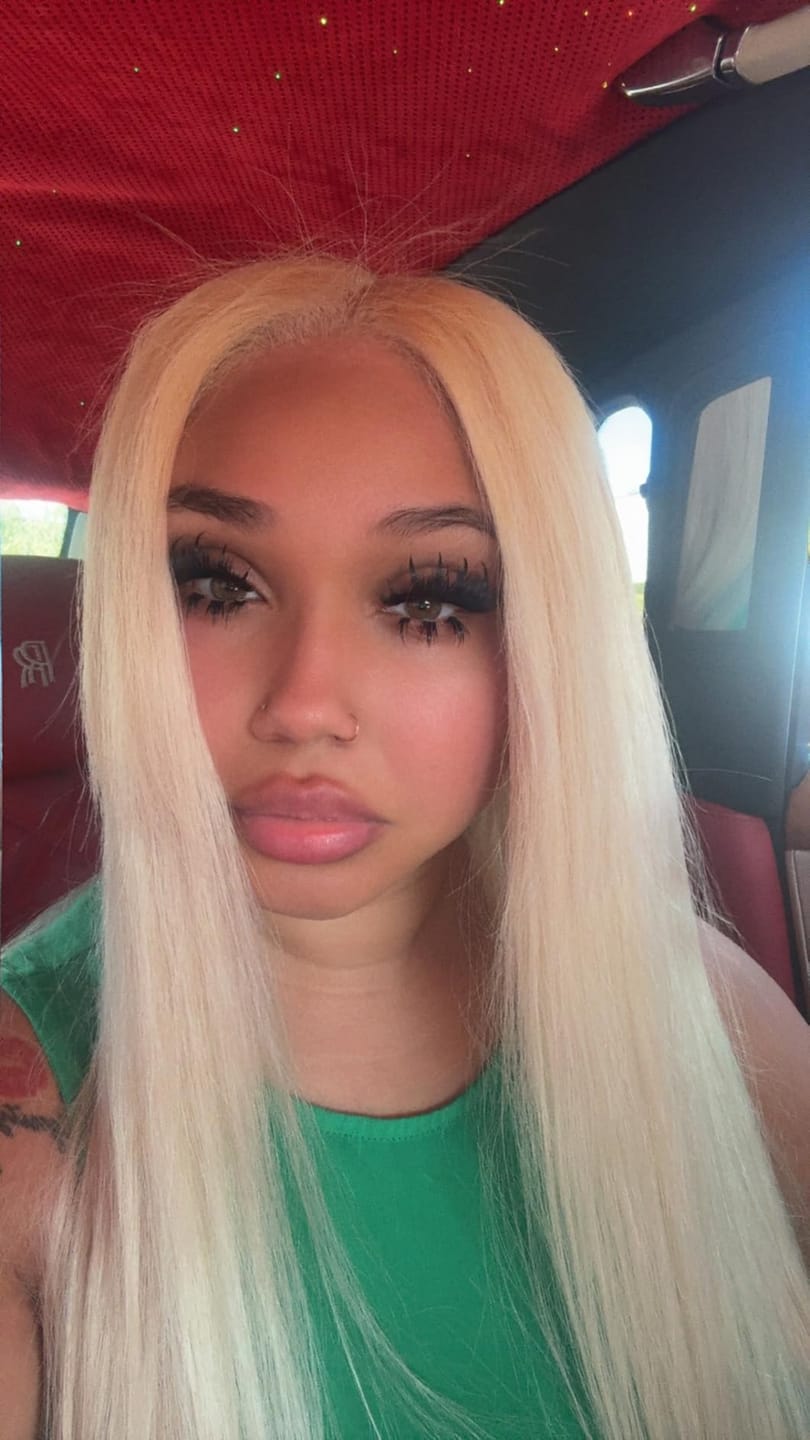 Customer photo review of Virgin Flat Silk Weft Hair Extensions Platinum Blonde #1000