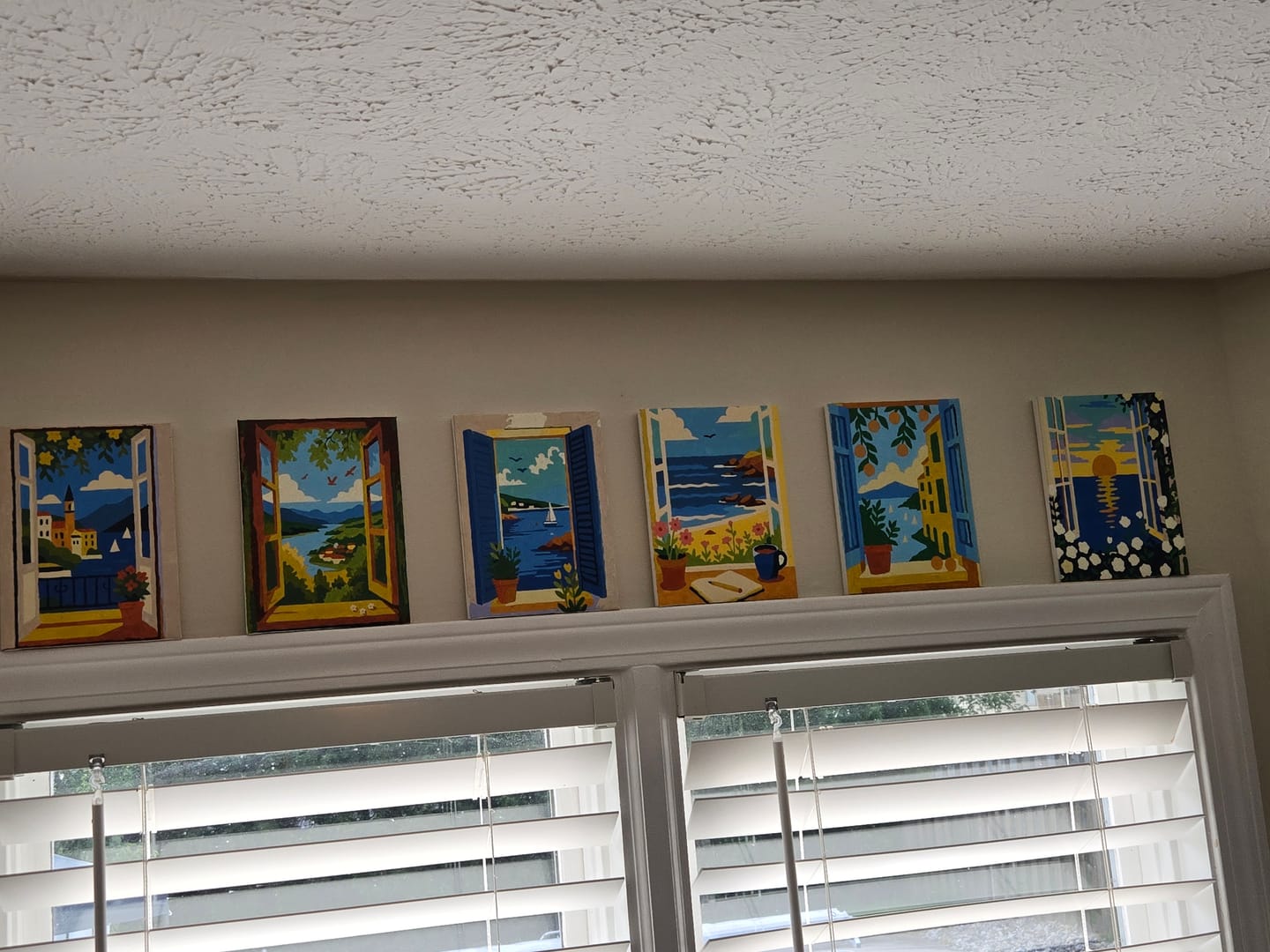 Customer photo review of 6 Mini Paintings - Colorful Windows Set