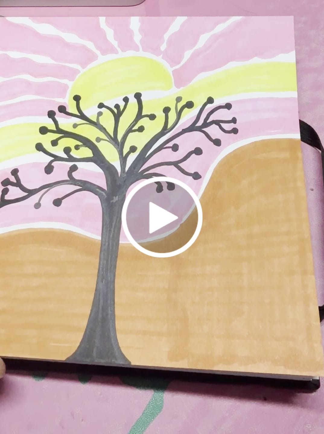 Customer video review of Ohuhu Bleedproof Double-Sided Marker Pad with PU Cover