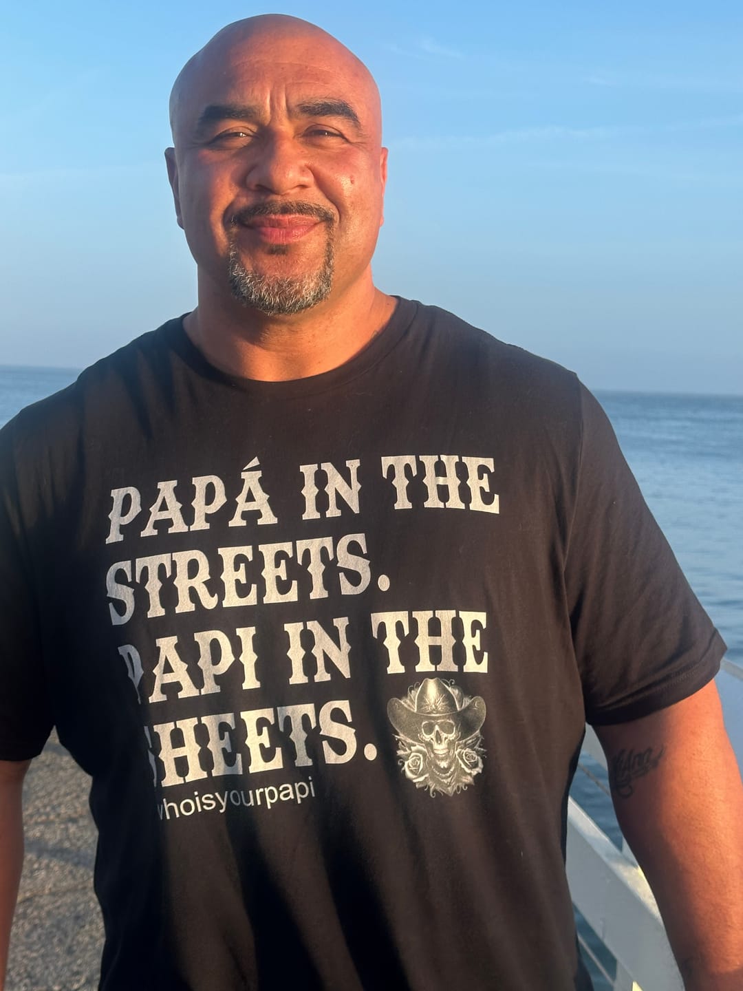 Customer photo review of Papá In The Streets Papi In The Sheets T-Shirt