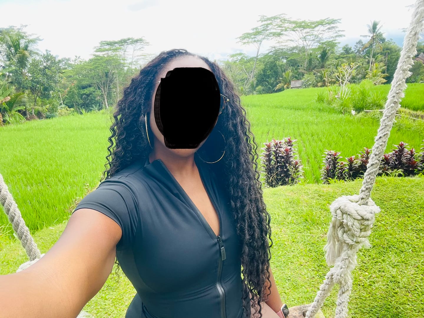 Customer photo review of Double Drawn Burmese Spanish Curl Human Braiding Hair