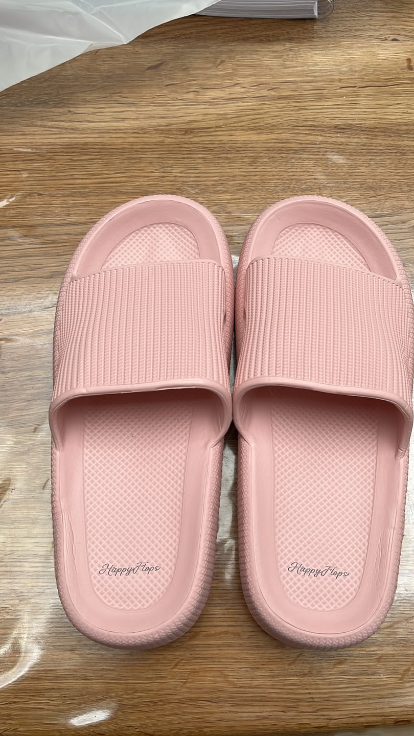 Customer photo review of HappySandals Stockholm