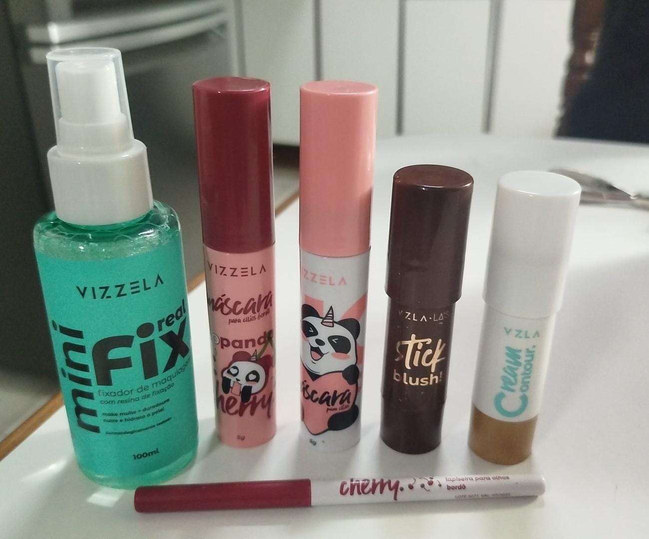 Customer photo review of Blush Stick Red Mocha Vizzela + La's