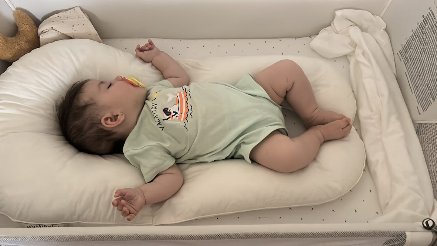 Customer photo review of REDUCTOR STARLIT®️ - Simula el vientre materno 🫶🏻 Ayuda a reducir los sobresaltos y despertares