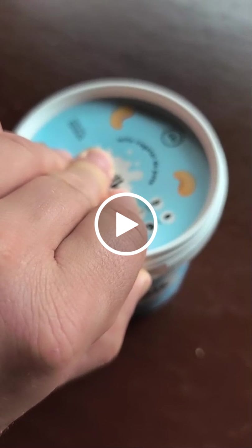 Customer video review of Kit 4 Unidades: Leite Vegetal NutzMilk  26L - Concentrado de Castanha de Caju +12  sachês (grátis)