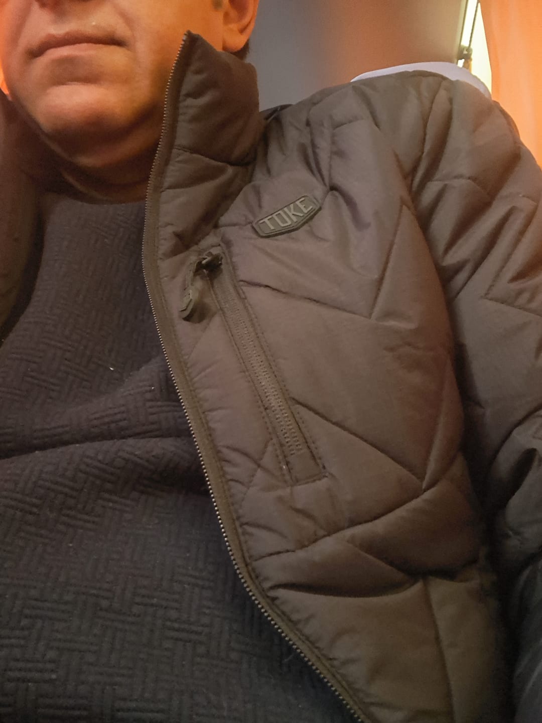 Customer photo review of Parka Hombre Negra Drifter