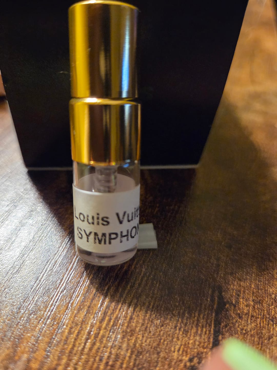 Customer photo review of Louis Vuitton- Symphony Extrait de Pafum