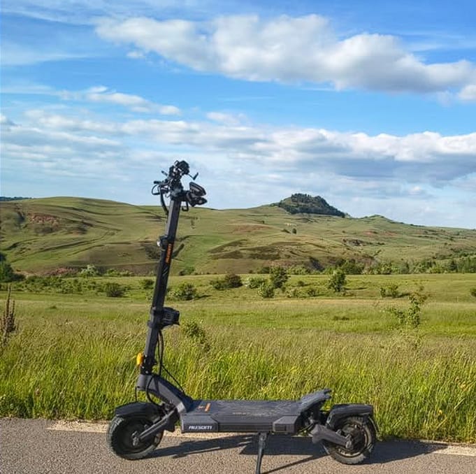 Customer photo review of Ausom DT2 Pro Dual Motor E-scooter