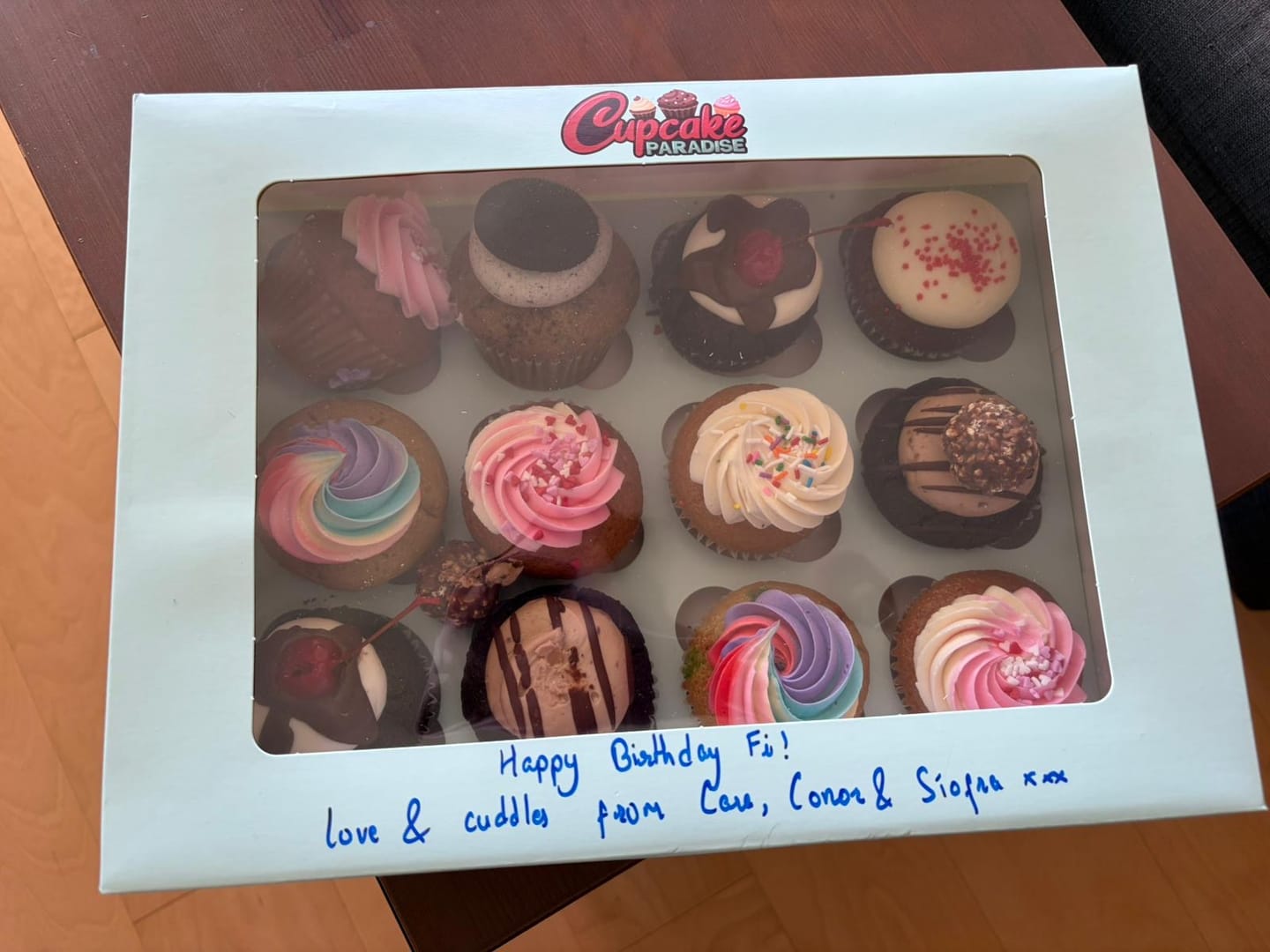 Customer photo review of 12 Pack /50/100 Original Cupcakes