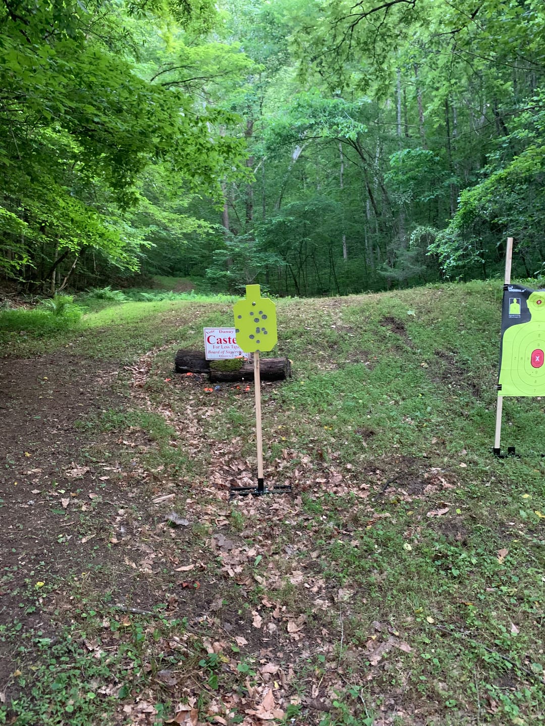 Customer photo review of Double T-Shaped Base Stand + 2X4 Target Hanger + 3/8" Thick X 12" X 20" Torso Target