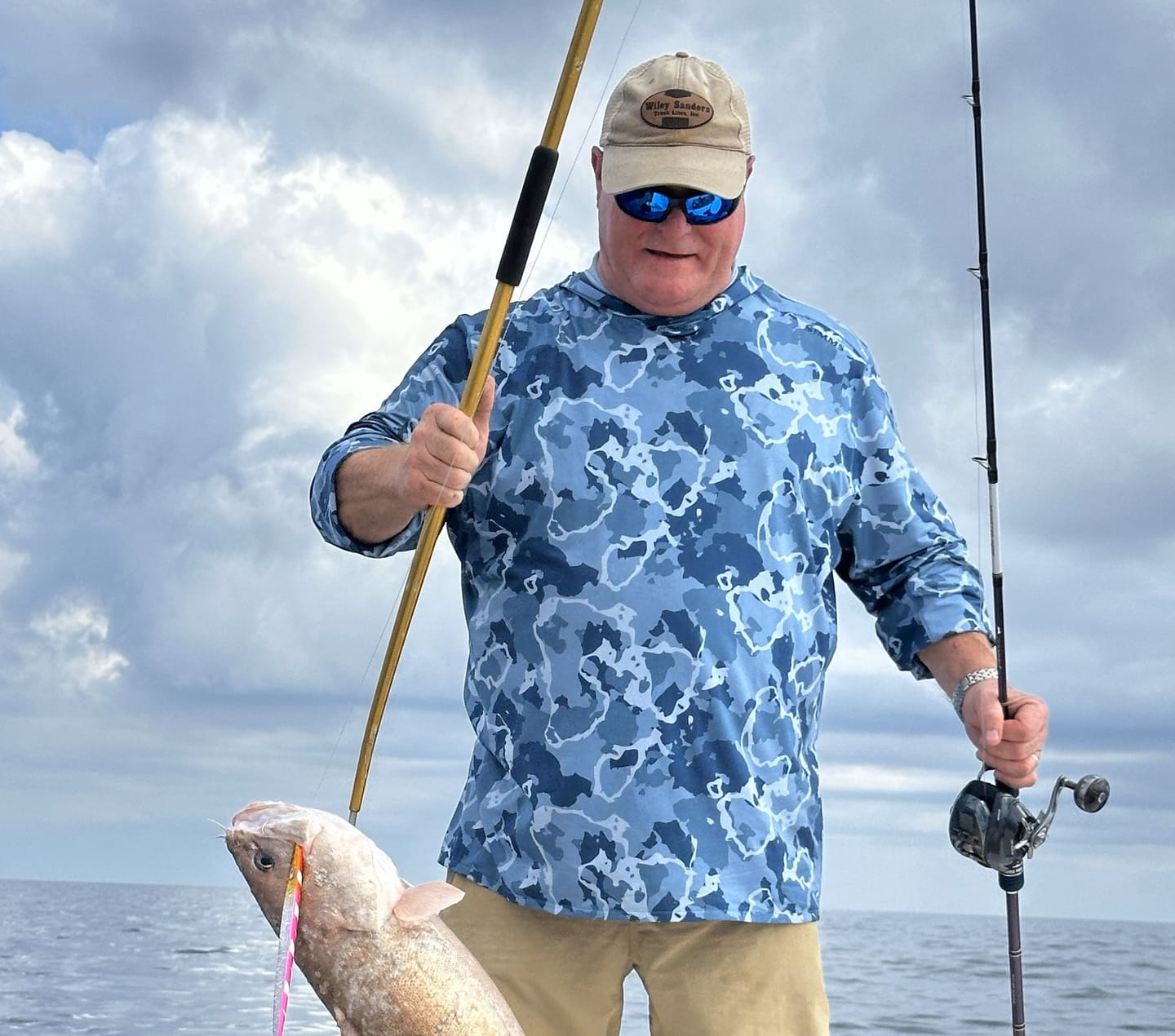 Customer photo review of GOOFISH® MONSTER DEEP-7FT(213CM) LENGTH PE5-8 MAXJIG 1000G JAPAN FUJI SOLID NANO JIGGING ROD