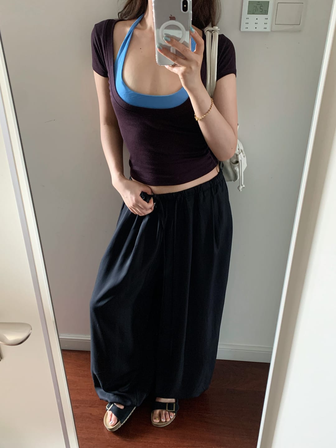 Customer photo review of IAMXIAA Balloon Wide-Leg Drawstring Pants
