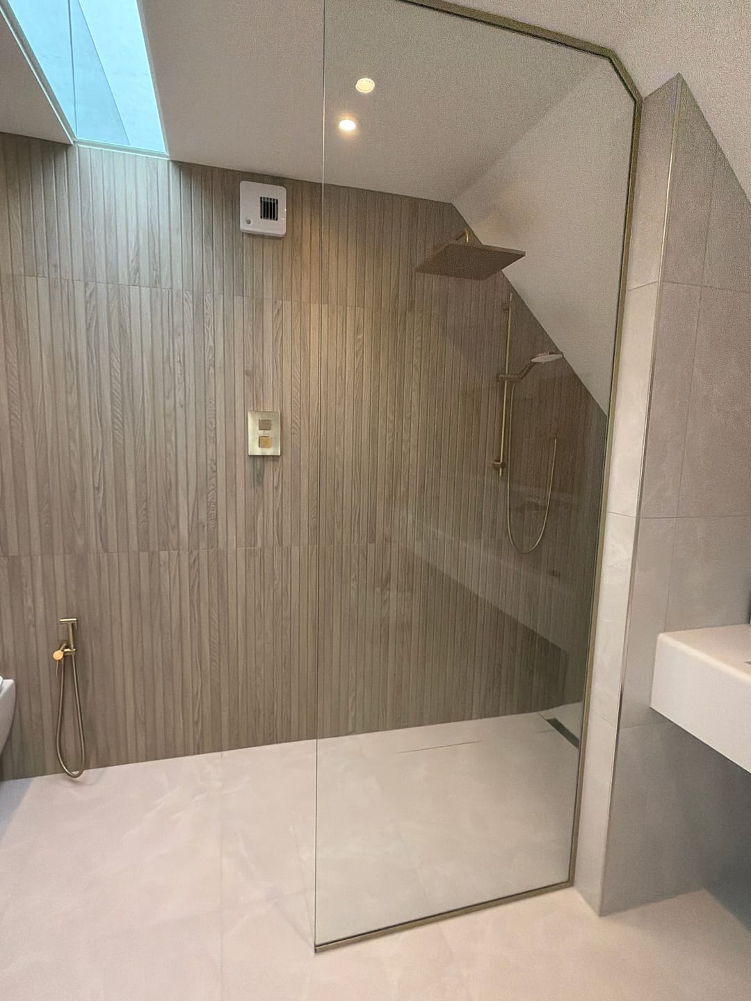 Customer photo review of Magicwipe™ XXL Bathroom Drying Cloth (40x60cm)