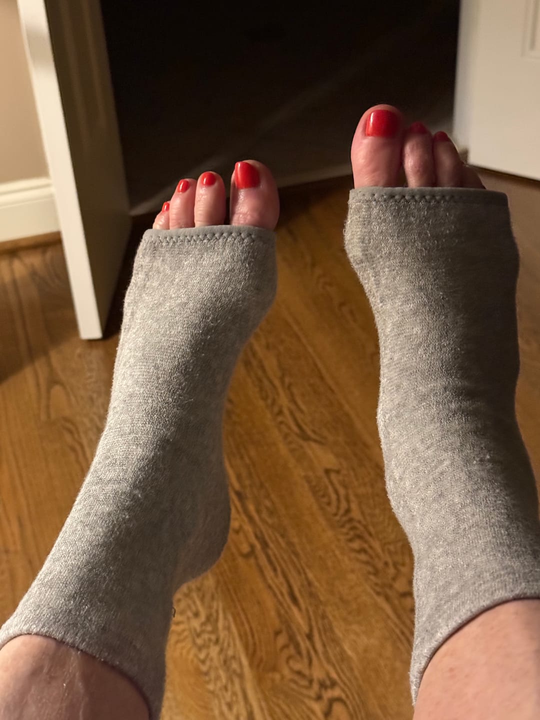Customer photo review of Premium Anti-Fatigue Bamboo Footsleeves