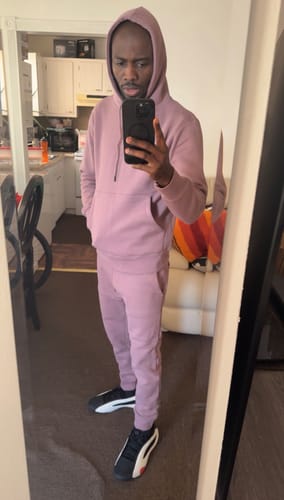 Customer photo review of MEN'S PREMIUM SEPTEMBER JOGGERS