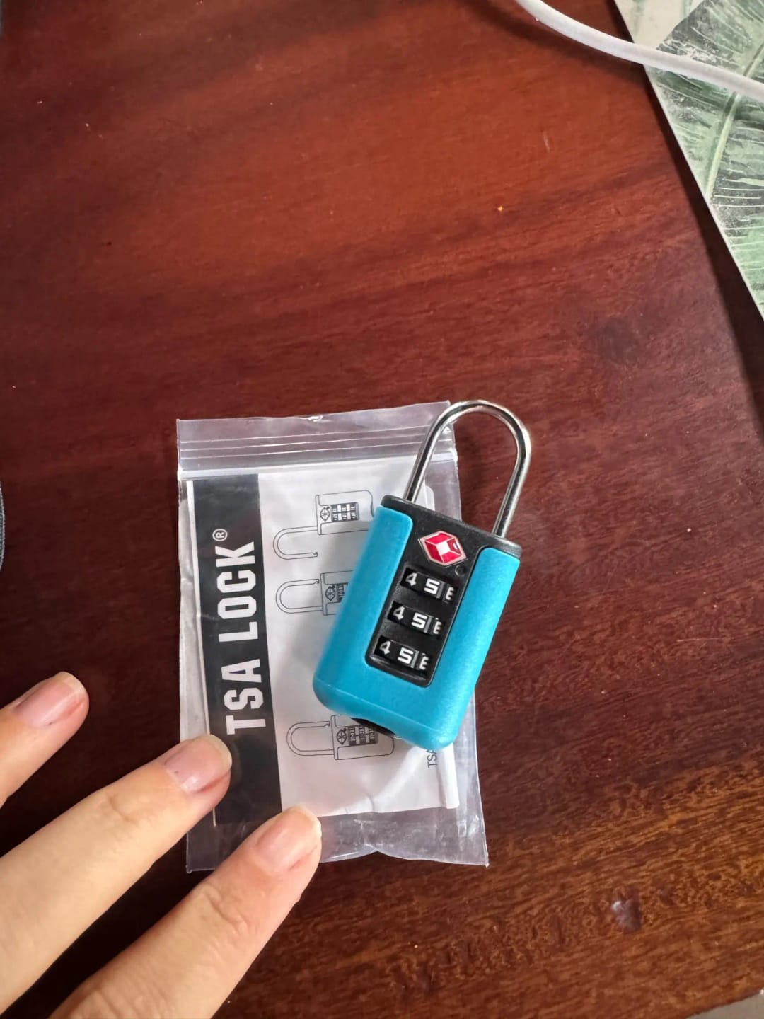 Customer photo review of Cadenas Code TSA 3 Chiffres